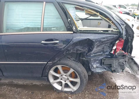 2002 Mercedes-Benz C 320 z USA, uszkodzony, nr VIN WDBR864J72F174278